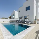 فيلة Bay #13